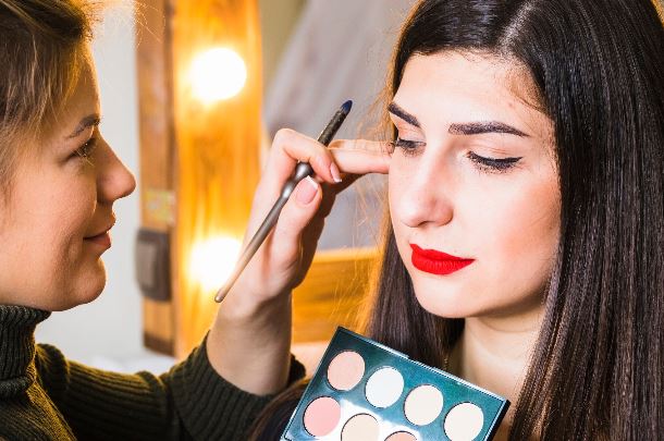 Pre bridal makeup artist